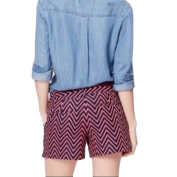 Ann Taylor LOFT The Riviera Shorts size 2 Coral pink Navy Chevron Stripe cotton - Picture 2 of 11
